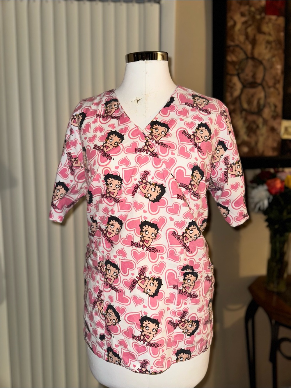 Scrub top Betty boop & hearts